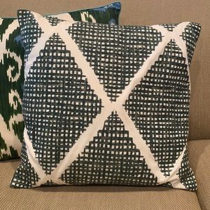 Williams Sonoma Pillow Cover